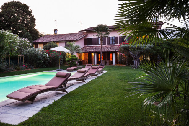Villa Casa-Friuli.com Pool und Garten