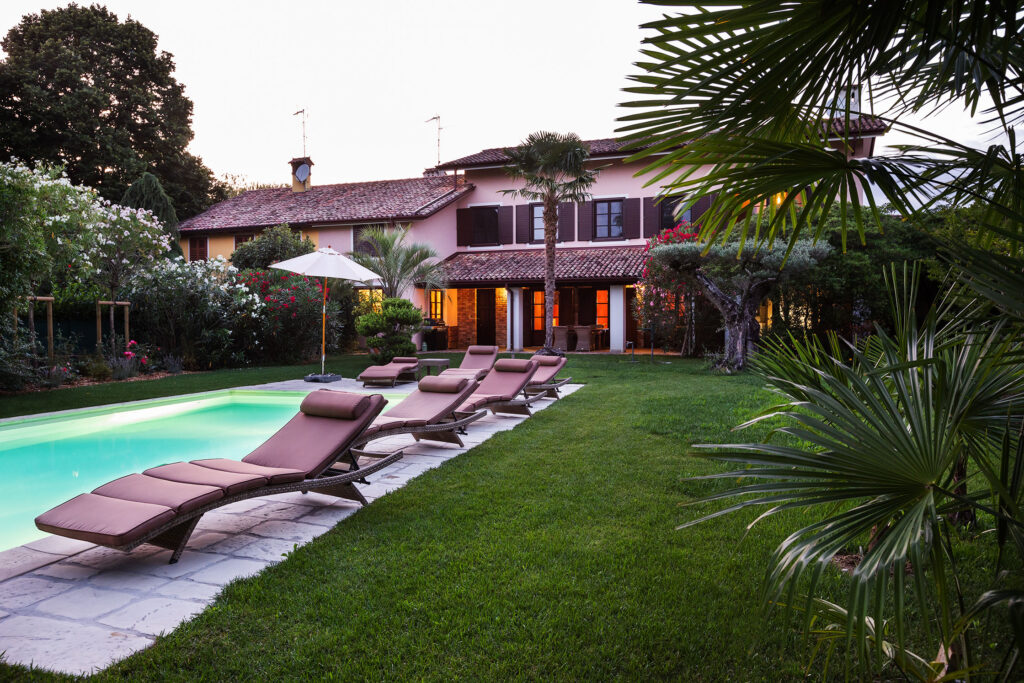 Villa Casa-Friuli.com Pool und Garten
